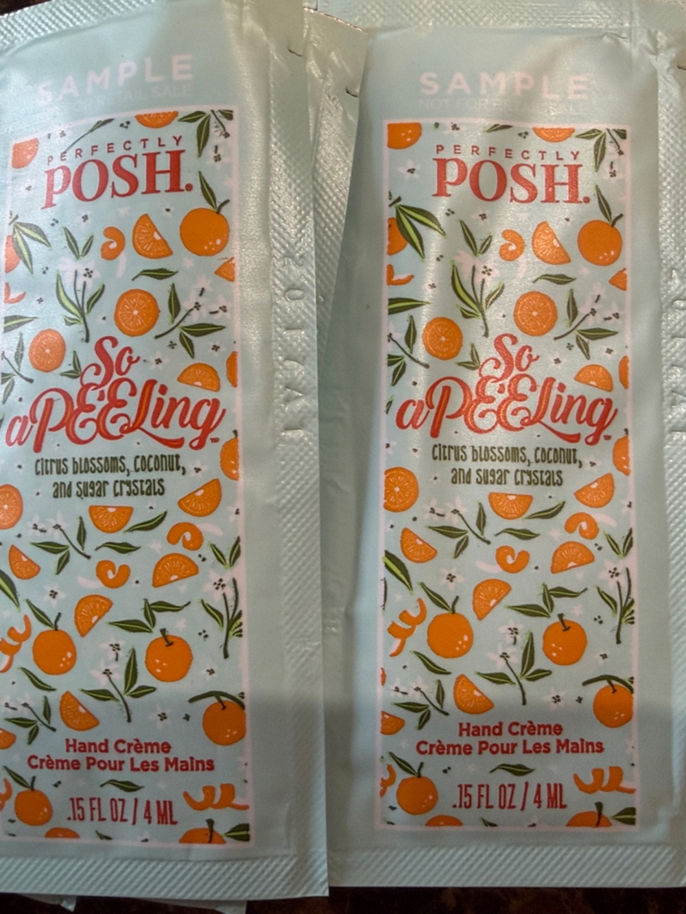 Perfectly Posh So aPEELing Hand Crème Sample (18 packets)- Orange & Green